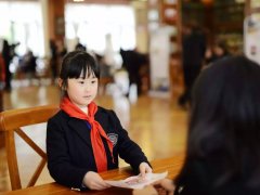 光谷外校迎来国际面试官，80名小小“应聘者”小试牛刀